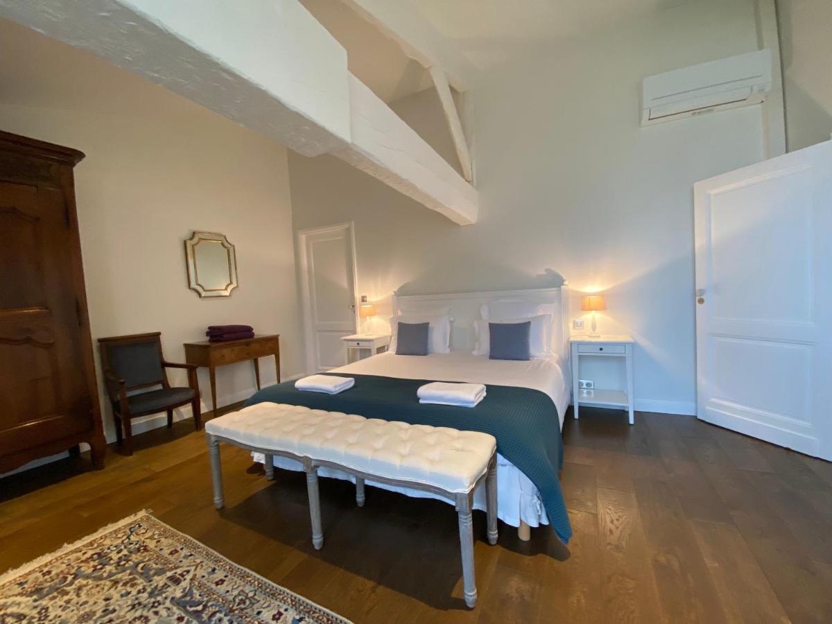 Holiday home Chateau Gassies Latresne